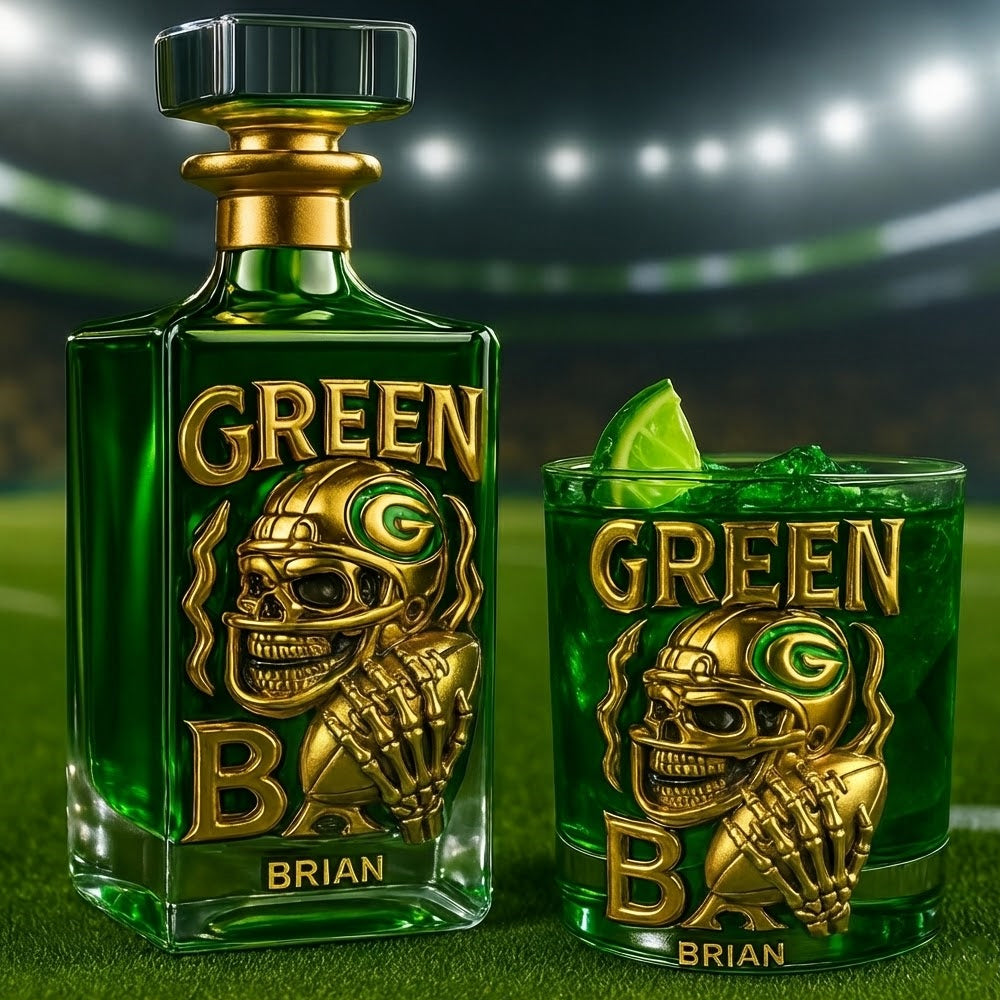 Green Bay Football Team - Personalized American Football Whiskey Decanter Set