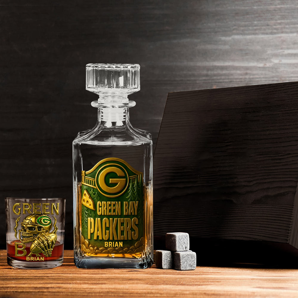 Green Bay Football Team - Personalized American Football Whiskey Decanter Set